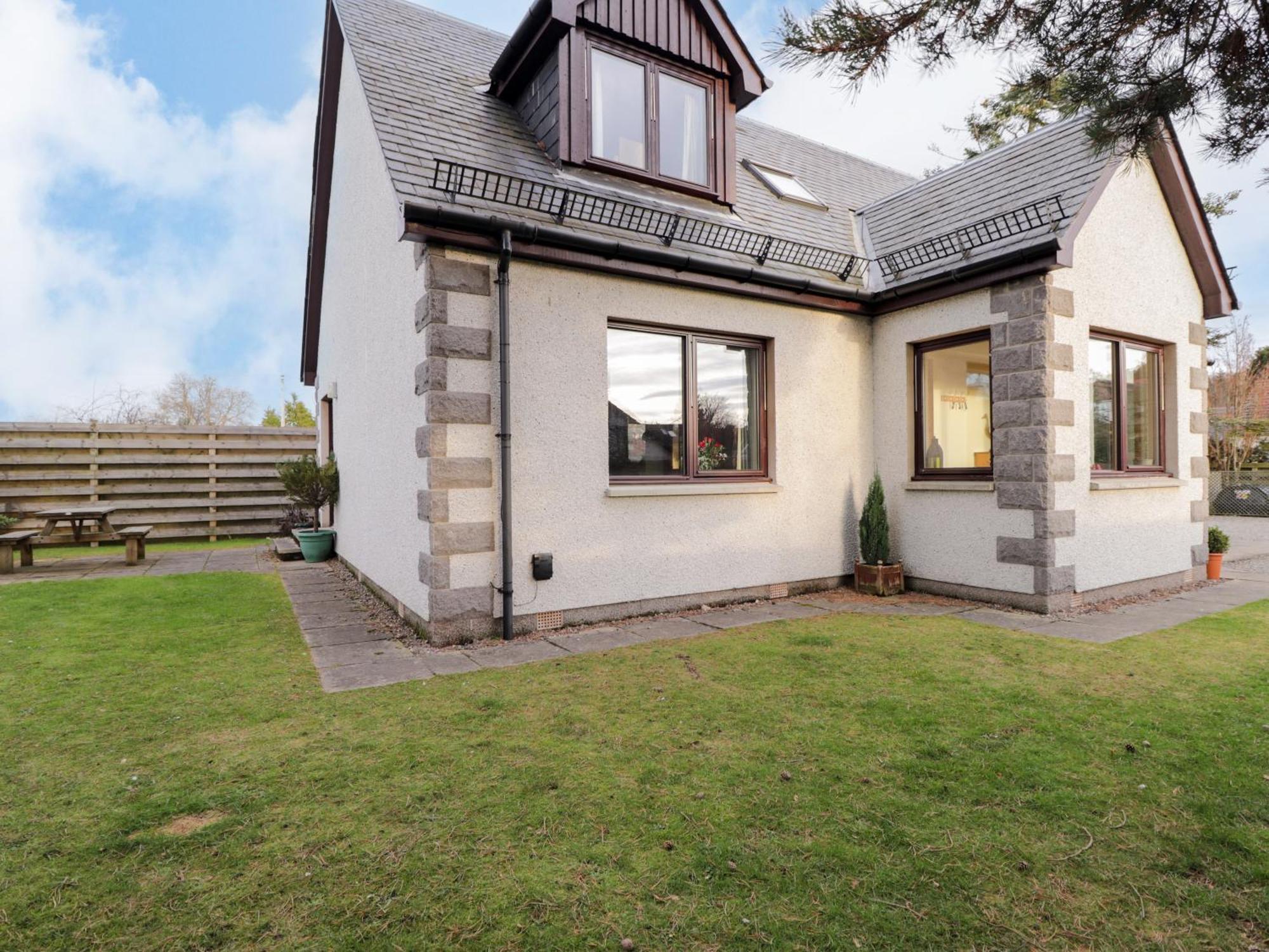 Bruach Gorm Cottage Grantown-on-Spey Ngoại thất bức ảnh